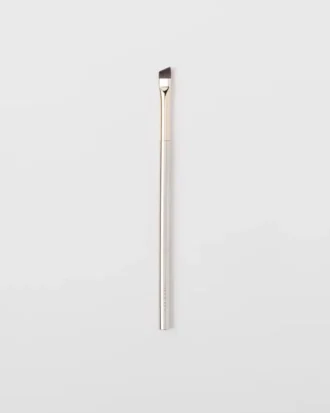 08 Pincel para cejas y delineador