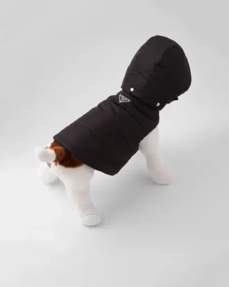 Abrigo acolchado para perro Re-Nylon con capucha