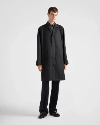 Abrigo de Re-Nylon