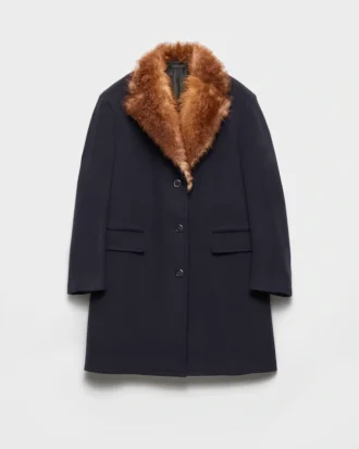 Abrigo de tela de botonadura sencilla