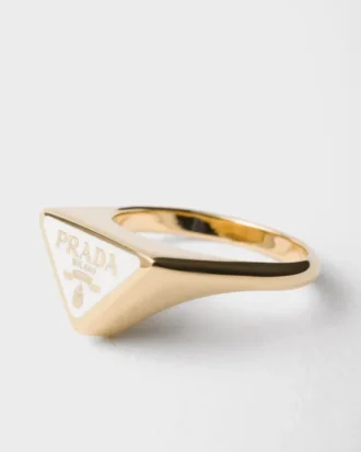 Anillo de metal esmaltado