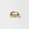 Anillo Eternal Gold Bow – Oro amarillo con diamante cultivado en laboratorio Anillo Eternal Gold Bow – Oro amarillo con diamante cultivado en laboratorio