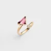Anillo Eternal Gold Contraria en oro amarillo con diamante y amatista Anillo Eternal Gold Contraria en oro amarillo con diamante y amatista