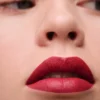 Barra de labios Prada Monochrome Hyper Matte – B03 – Mahogany Barra de labios Prada Monochrome Hyper Matte – B03 – Mahogany
