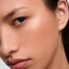 Base de maquillaje optimizadora de la piel Prada Reveal – Mn40 – Neutro medio Base de maquillaje optimizadora de la piel Prada Reveal – Mn40 – Neutro medio