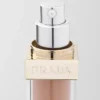 Base de maquillaje Prada Reveal Skin Optimizing – Mn50 – Neutro medio Base de maquillaje Prada Reveal Skin Optimizing – Mn50 – Neutro medio