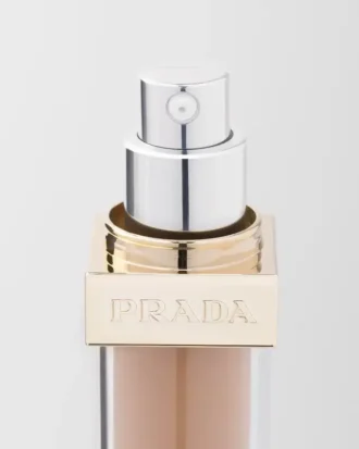 Base de maquillaje Prada Reveal Skin Optimizing – Mw55 – Tono medio cálido