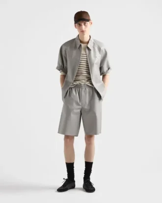 Bermudas de piel