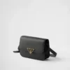 Bolso bandolera con solapa de piel Saffiano Bolso bandolera con solapa de piel Saffiano