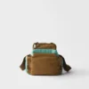 Bolso bandolera de Re-Nylon envejecido y piel Bolso bandolera de Re-Nylon envejecido y piel