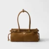 Bolso de ante mediano Prada Bonnie Bolso de ante mediano Prada Bonnie