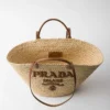 Bolso de compras grande de rafia y piel Bolso de compras grande de rafia y piel