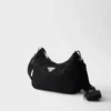 Bolso de hombro acolchado de Re-Nylon Bolso de hombro acolchado de Re-Nylon