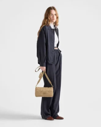 Bolso de hombro acolchado de Re-Nylon