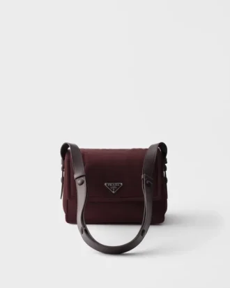 Bolso de hombro acolchado pequeño de Re-Nylon Prada Traveller