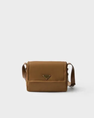 Bolso de hombro acolchado pequeño de Re-Nylon Prada Traveller