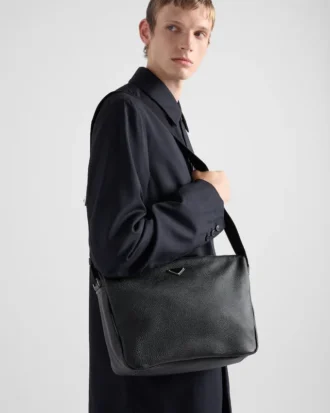 Bolso de hombro de cuero mediano