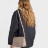 Bolso de hombro de piel Bolso de hombro de piel