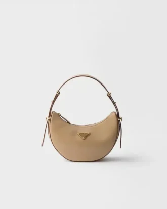 Bolso de hombro de piel Prada Arqua Mini