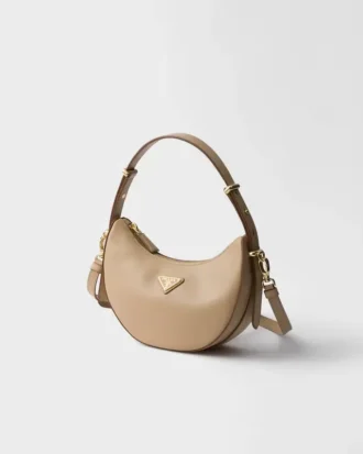 Bolso de hombro de piel Prada Arqua Mini