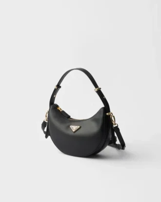 Bolso de hombro de piel Prada Arqua Mini
