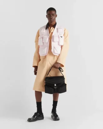 Bolso de hombro de Re-Nylon y piel