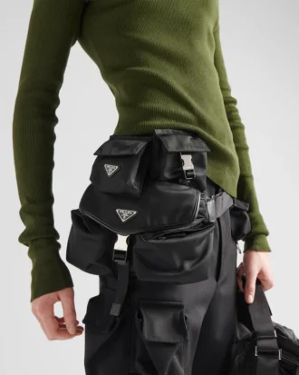 Bolso de hombro de Re-Nylon y piel