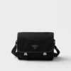 Bolso de hombro de Re-Nylon y piel Saffiano Bolso de hombro de Re-Nylon y piel Saffiano