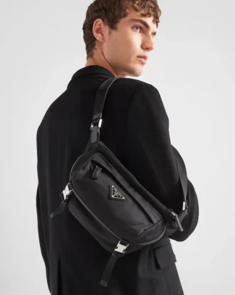 Bolso de hombro de Re-Nylon y piel Saffiano Bolso de hombro de Re-Nylon y piel Saffiano