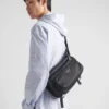 Bolso de hombro de Re-Nylon y piel Saffiano Bolso de hombro de Re-Nylon y piel Saffiano