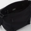 Bolso de hombro de Re-Nylon y piel Saffiano Bolso de hombro de Re-Nylon y piel Saffiano