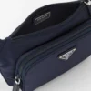 Bolso de hombro de Re-Nylon y piel Saffiano Bolso de hombro de Re-Nylon y piel Saffiano