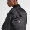 Bolso de hombro de Re-Nylon y Saffiano Bolso de hombro de Re-Nylon y Saffiano