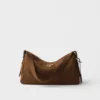Bolso de hombro grande de piel de nubuck Prada Aimae Bolso de hombro grande de piel de nubuck Prada Aimae