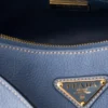 Bolso de hombro grande de piel de nubuck Prada Aimae Bolso de hombro grande de piel de nubuck Prada Aimae
