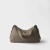Bolso de hombro grande de piel Prada Aimae