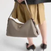 Bolso de hombro grande de piel Prada Aimae