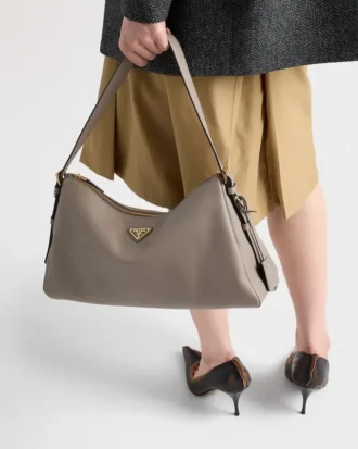 Bolso de hombro grande de piel Prada Aimae