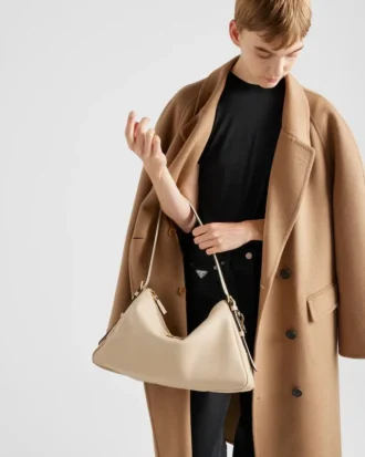 Bolso de hombro grande de piel Prada Aimae