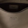Bolso de hombro grande de piel Prada Aimae
