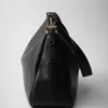 Bolso de hombro grande de piel Prada Aimae Bolso de hombro grande de piel Prada Aimae