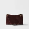 Bolso de hombro grande de piel Prada Etude Bolso de hombro grande de piel Prada Etude