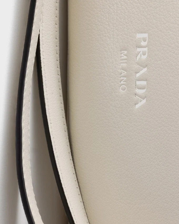 Bolso de hombro grande de piel Prada Fold Bolso de hombro grande de piel Prada Fold