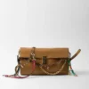 Bolso de hombro grande de piel Prada Soft Sound con adornos Bolso de hombro grande de piel Prada Soft Sound con adornos