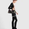 Bolso de hombro grande de piel Prada Soft Sound con adornos Bolso de hombro grande de piel Prada Soft Sound con adornos