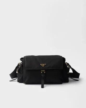 Bolso de hombro grande Prada Explore de Re-Nylon con solapa