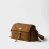 Bolso de hombro grande Prada Explore de Re-Nylon con solapa Bolso de hombro grande Prada Explore de Re-Nylon con solapa