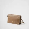 Bolso de hombro mediano de piel Bolso de hombro mediano de piel