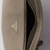 Bolso de hombro mediano de piel Bolso de hombro mediano de piel