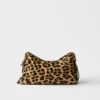 Bolso de hombro mediano de piel estampada Prada Aimae Bolso de hombro mediano de piel estampada Prada Aimae